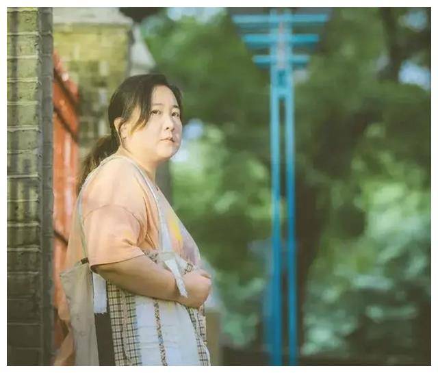 中国电影你好李焕英美国版笑果全球风靡贾玲领衔监制