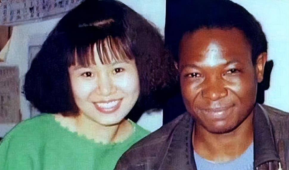 然而即使王丽红知道苏玛是一个正直善良的人,可人们对黑人的刻板印象