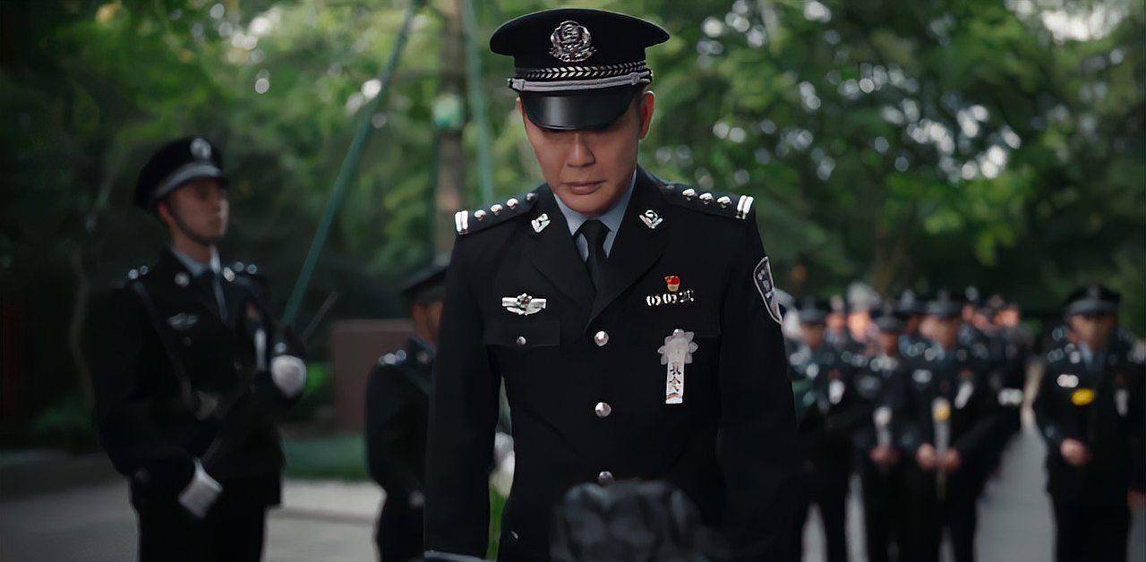 缉毒英雄吴桂忠千名战友泪撒葬礼拼命三郎有着怎样的人生