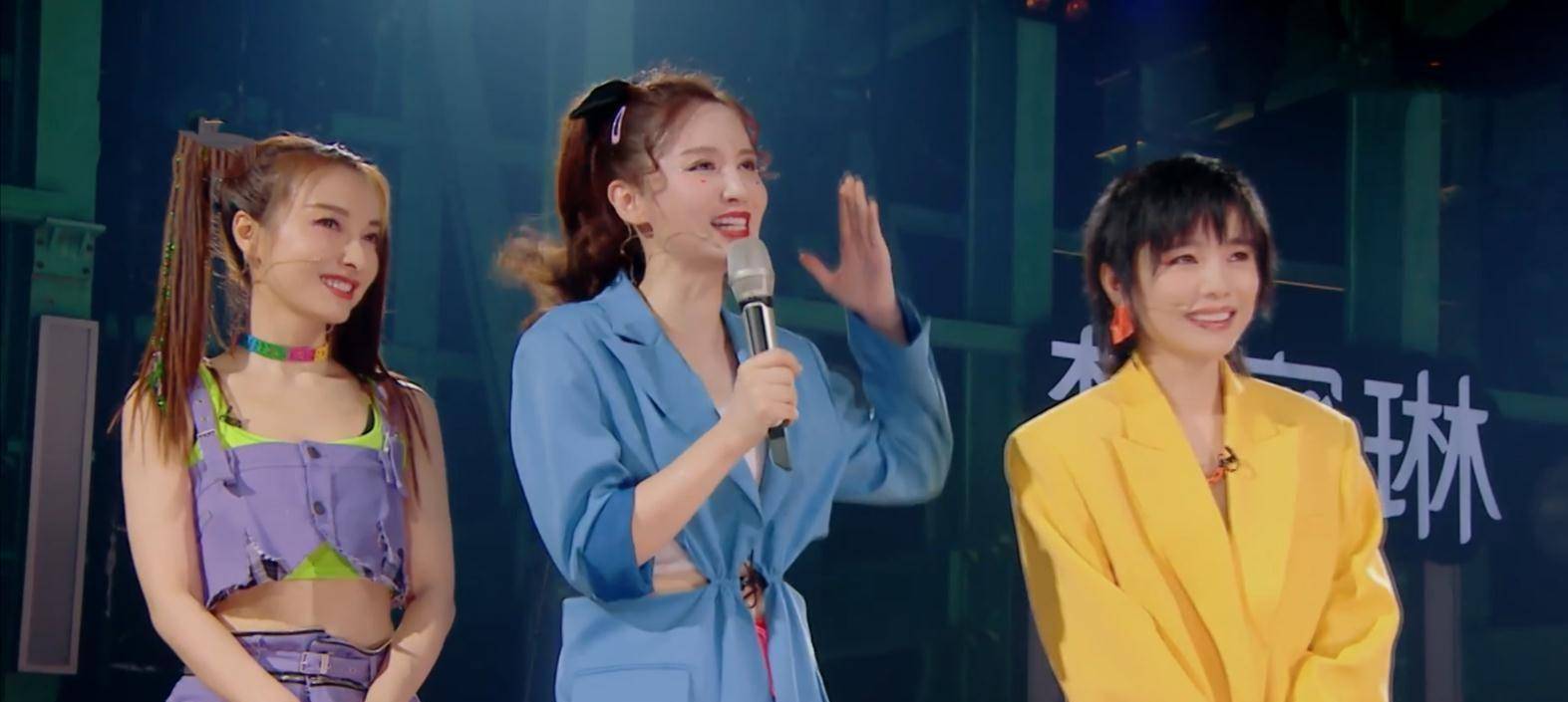 站起来6次没人选,为《艾瑞巴蒂》拉票的张萌可惜了_姐姐_孟佳_节目