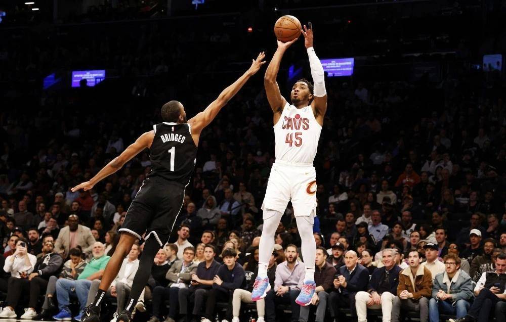 nba联盟最被低估球星多诺万-米切尔到底是有多强_球员_网站_助攻