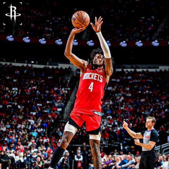 原创火箭再获七连胜格林26分4助攻隔扣卡鲁索迈向里程碑