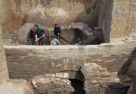 一座千年合葬墓,出土一只"蟾蜍",专家:古代女人的最爱_天子_孙休_皇帝