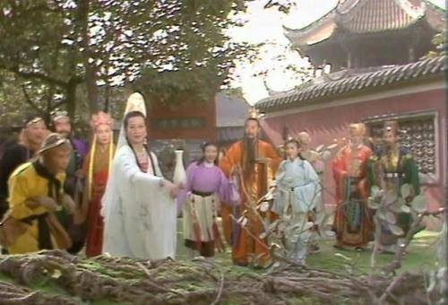 原创镇元子为何要与孙悟空结拜你看看五庄观门口写的啥