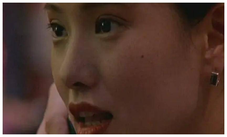 从地下室穷人到话题女王,她贩卖自己,搬入顶楼豪宅_伊能静_父亲_妈妈