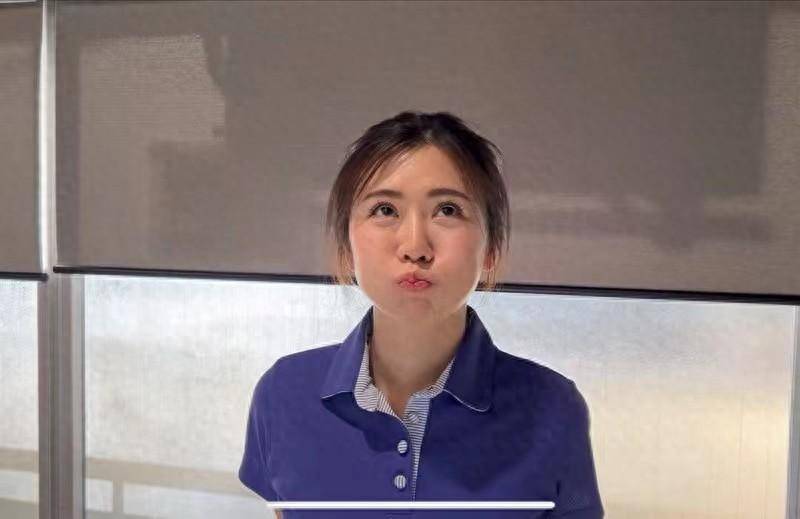 福原爱可爱卖萌回应粉丝的支持她事业的下一步还会跟乒乓球有关