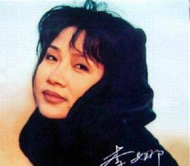 削发为尼23年青藏高原女歌手李娜的戏剧人生