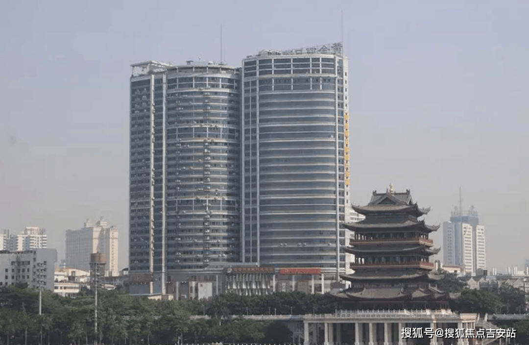 南宁绿都商厦租赁电话租赁中心24小时招商电话