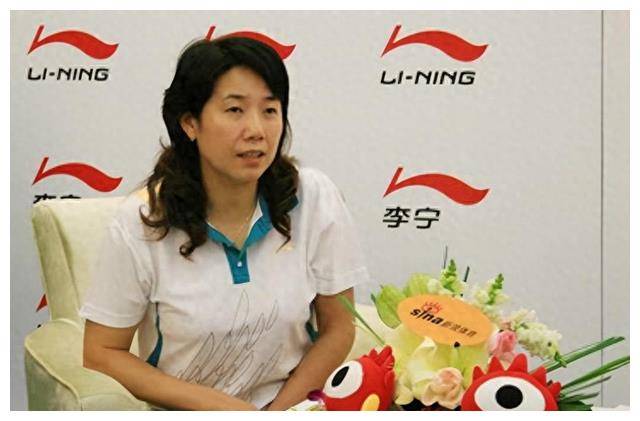 奥运冠军乔红:50岁结婚,事业鼎盛,财富自由,风采依旧._地方_乒乓_女双