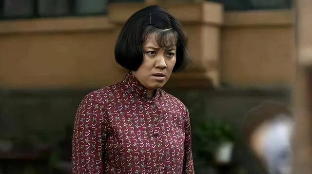 父母爱情翻拍成话剧董洁饰演安杰被吐槽江德福选角也失败