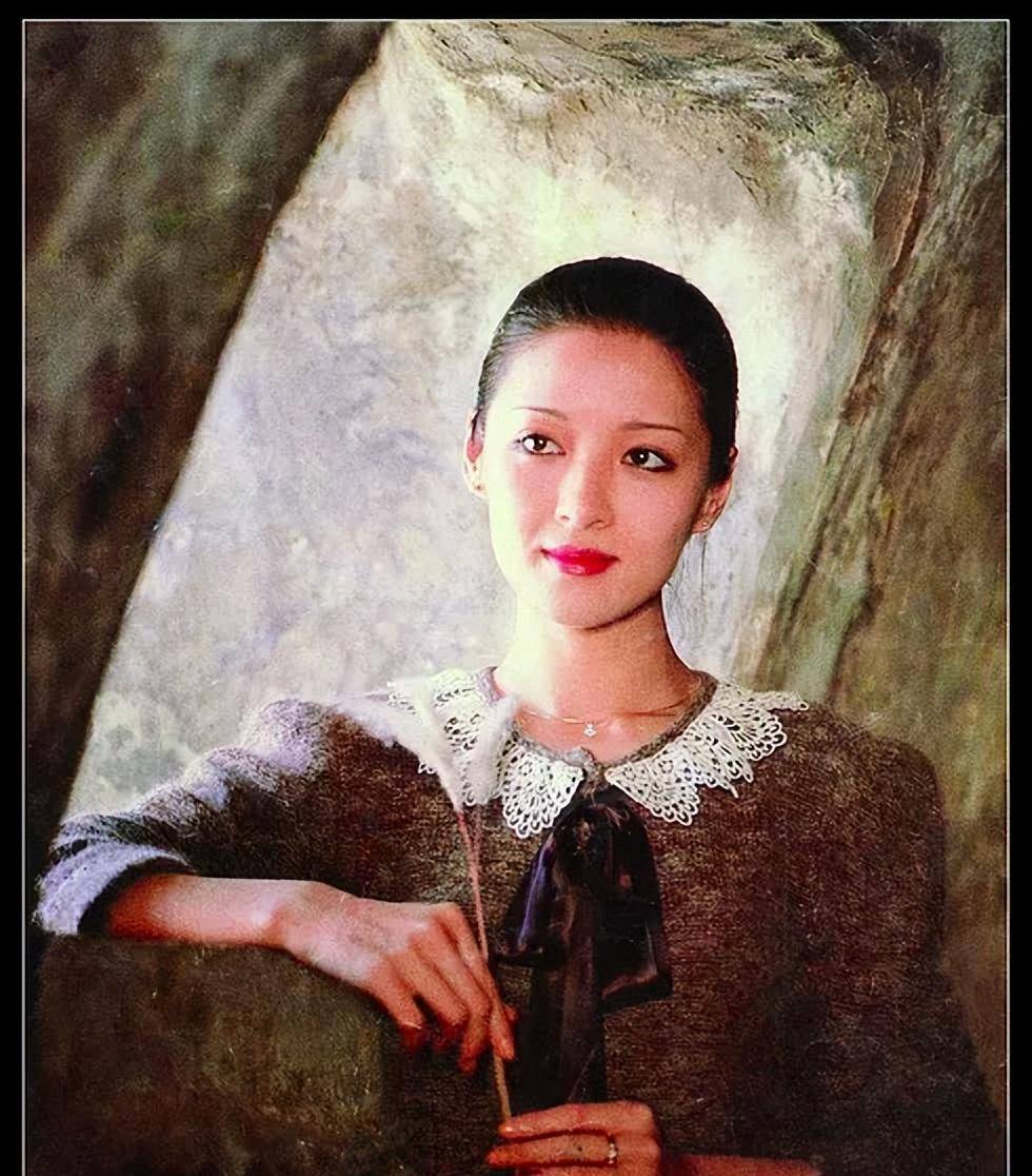 李敖甩掉发妻刘会云娶了胡因梦3月后他推开厕所的门