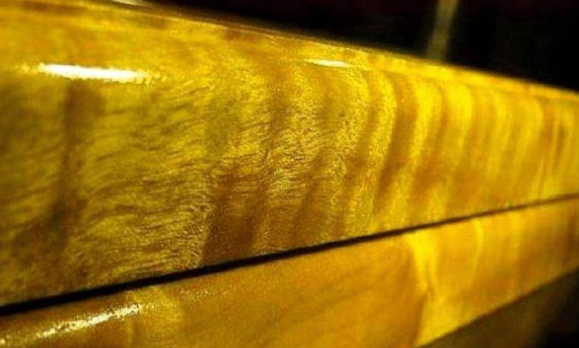 原创为何说金丝楠木比黄金还要珍贵切开后你就明白了