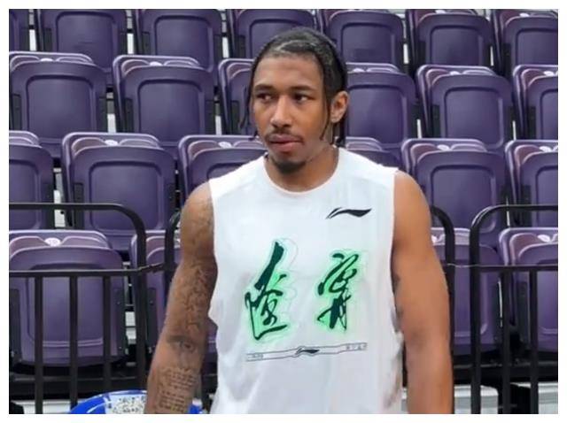 原创辽宁备战山西亚当斯三分备战杨鸣执教新星专访解析3大话题