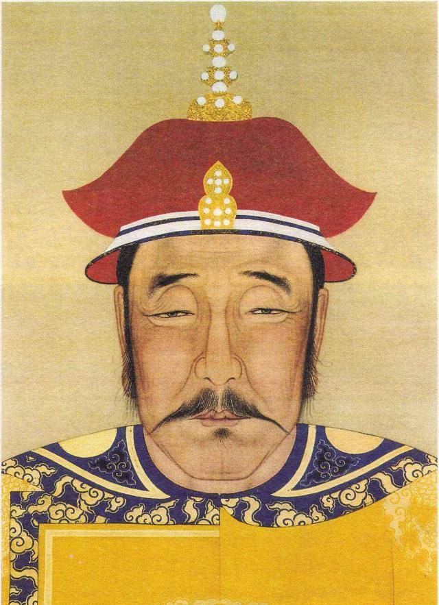 十四弟多尔衮二十四岁被皇太极封为和硕睿亲王,并成为正白旗旗主,十五