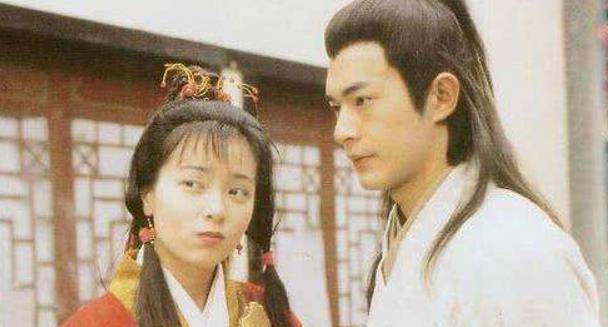 把三个孩子的名字连起来读,就明白了_郭靖_杨过和_郭芙