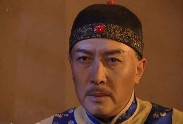 此人是文官,大字不识几个,为何却能当上一品大员还备受皇帝重用_李卫