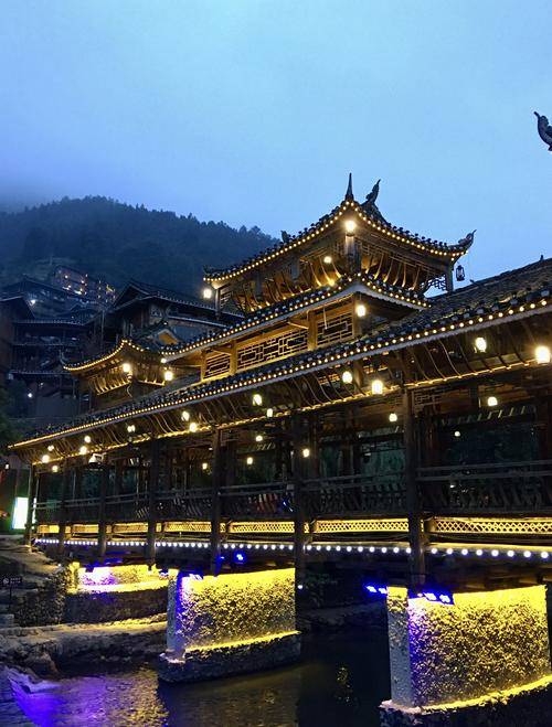 贵州旅游省心攻略定制贵阳当地品质导游全程陪同旅行更轻松