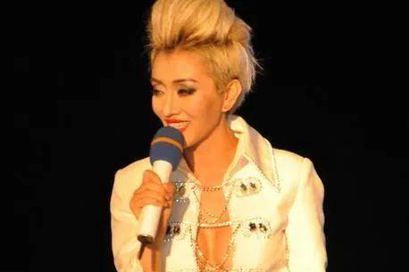 原创主持人问你和梅艳芳有什么不同张丽我就是梅艳芳本人