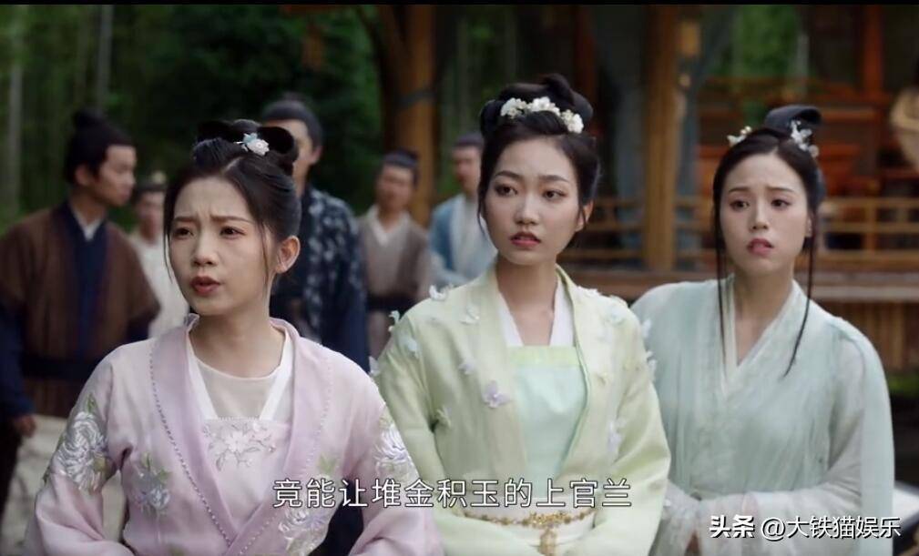 发际线黑乎乎一片发缝都没有鞠婧祎连假头套都搞特殊化吗