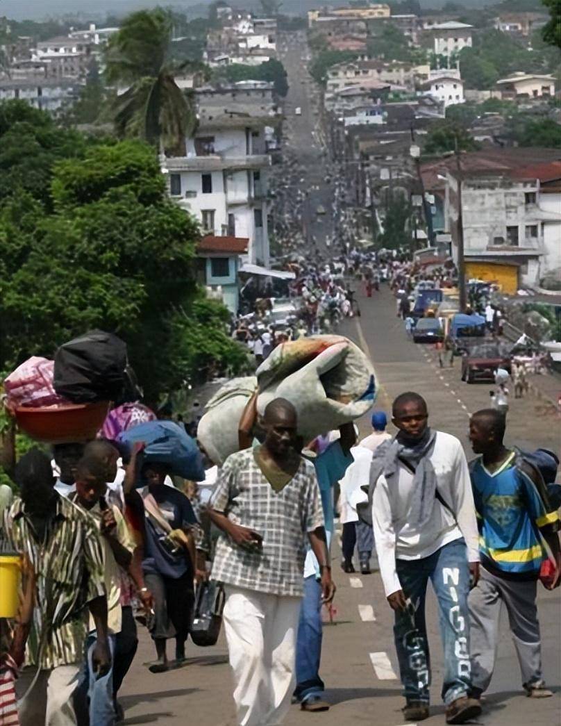 1996利比里亚撤离,中国大使请求暂避美国使馆,被告知暂只限美侨_谢志