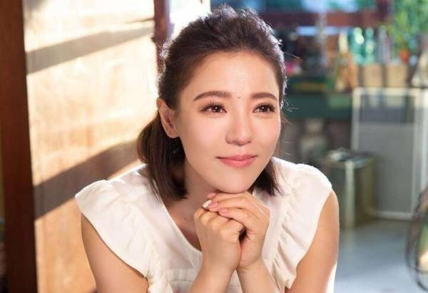 对于万茜的出道,网上还是有很多人支持的,当然也有