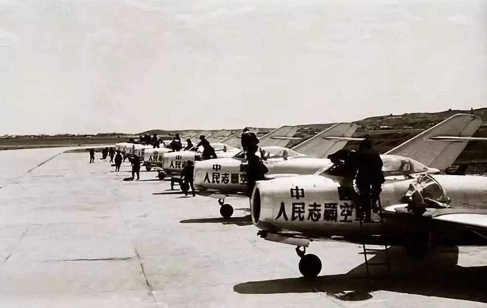 原创抗美援朝中空中拼刺刀到底怎么操作曾有哪些辉煌战例