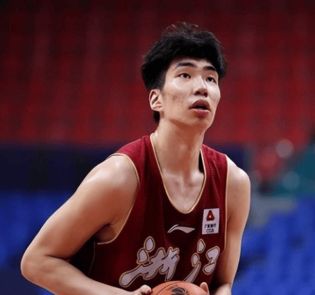 吴前19分程帅澎15分2人命中10记三分浙江男篮9669