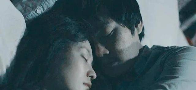 原创原创浮城谜事爱欲纠葛陷入窒息