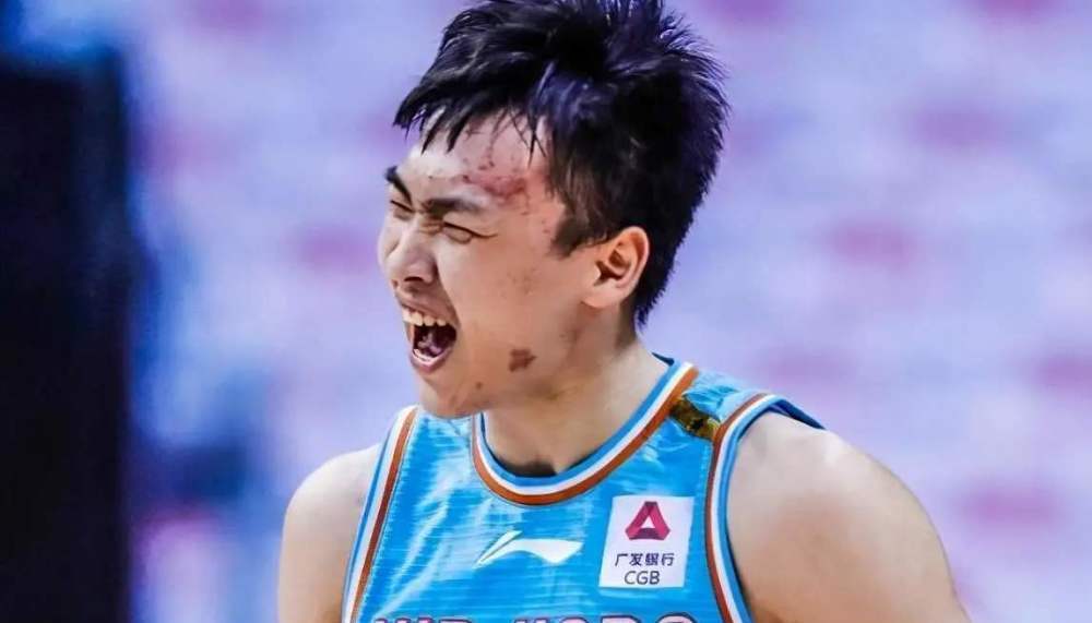 原创方硕误判李炎哲送火锅老将琼斯一抛定乾坤