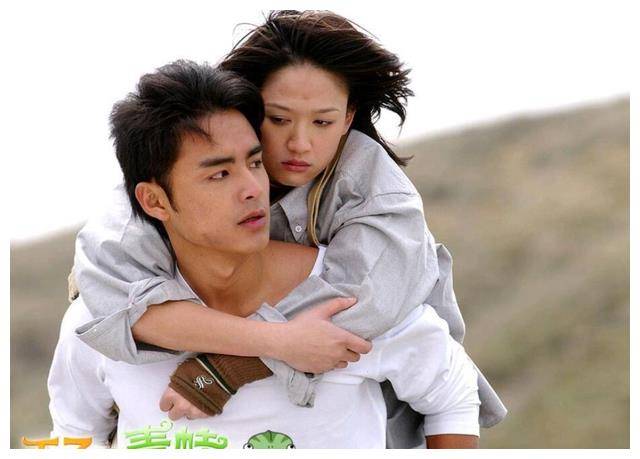 喏,来说说《王子变青蛙》里的明道和陈乔恩,两位小鲜肉,拍起戏来明明