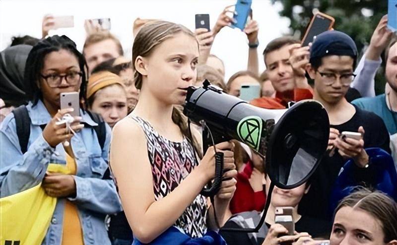 原创环保少女通贝里斥责中国筷子浪费资源后来怎么样了