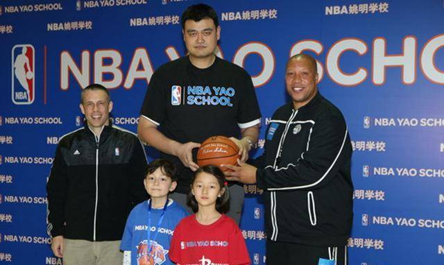 自从2002年姚明加入火箭以来,有很多我们人开始关注nba,这些人中有些