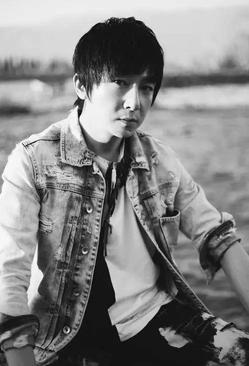 演员苏可:低调演戏29年,与孙红雷是好兄弟,娶娇妻46岁才当爸