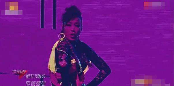 原创张伦硕陪伴钟丽缇练舞惋惜自己不能穿高跟鞋跳舞也不忘秀恩爱