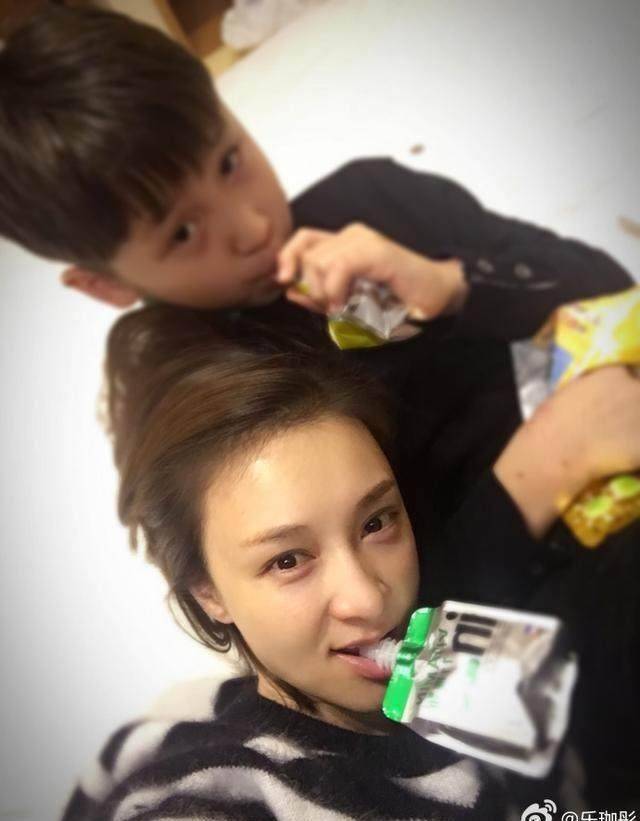 原创《情深深雨蒙蒙》梦萍爆近照,老公居然也出现了_乐珈彤_儿子_网友