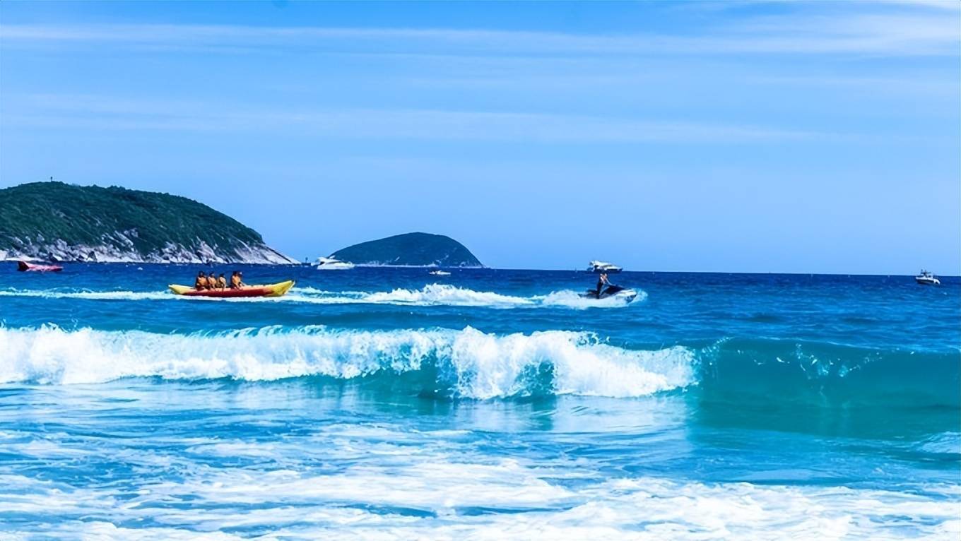 三亚旅游团最新趋势揭秘：探索热带天堂