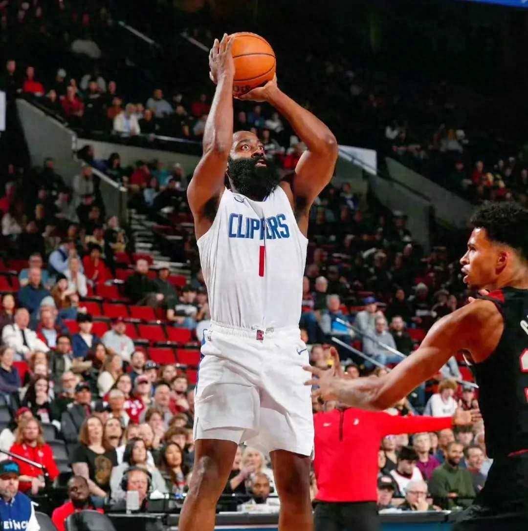 哈登19414乔治2764伦纳德2444断