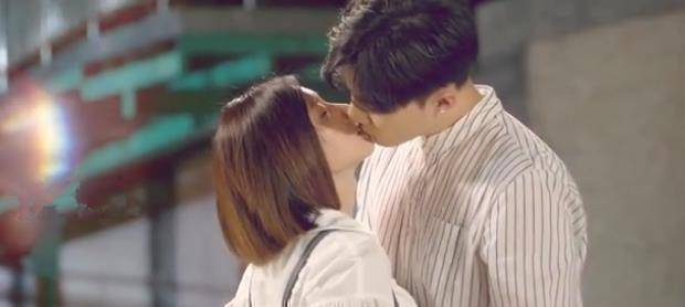 原创唐禹哲深夜约会两美女刚官宣恋情成又一时间管理大师