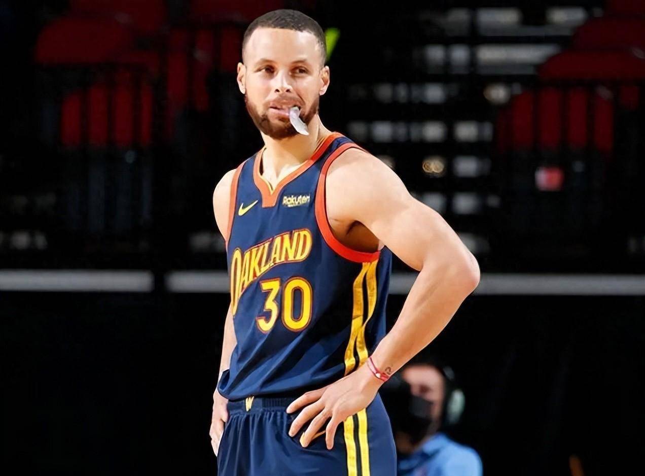 3万薪水_比赛_季后赛_巴里·史密斯