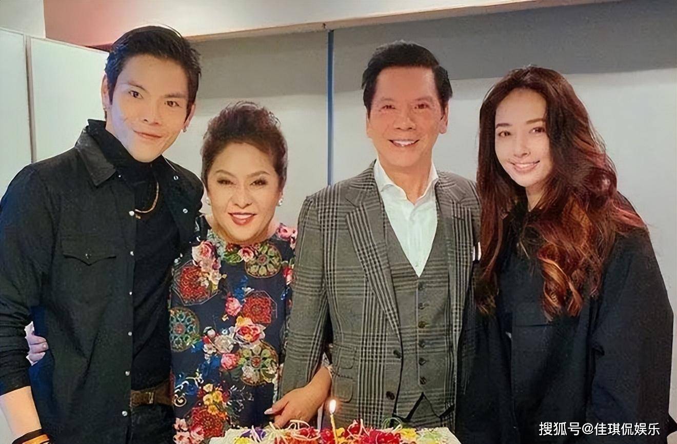 原创向佐变身花洒重温向太向华强与周星驰的复杂情仇