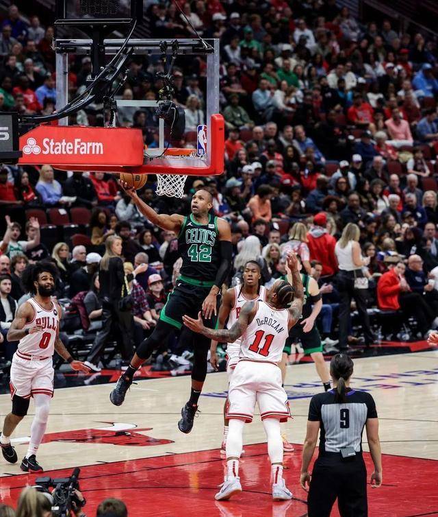 老詹追逐下的nba老兵格林霍福德杜兰特的传奇之路