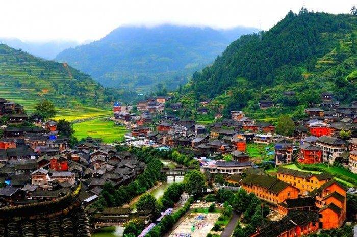 尤其是过了2月旅游的人没那么多,而且天气适宜,去贵州旅游,建议玩景点