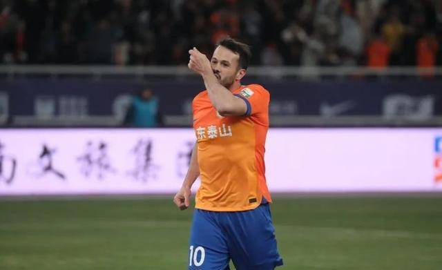 瓦科渐入佳境帕托打破进球荒泰山战亚泰有四大亮点