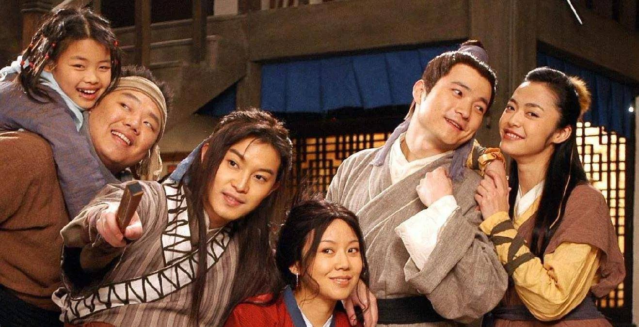 主演:闫妮,沙溢,姚晨剧情介绍:以掌柜的佟湘玉为首的一个客栈班底,这