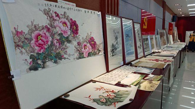 中国重庆2024春季书画拍卖会在江北区观音桥商圈党群服务中心圆满举办