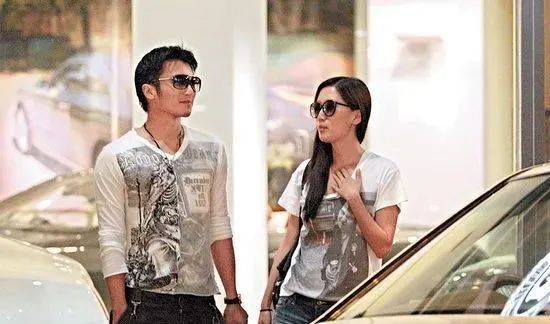 41岁谢霆锋妹妹秘密诞女后近况曝光.