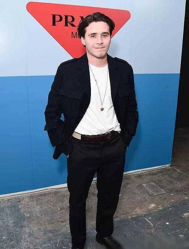 贝克汉姆儿子为娶犹太千金入赘随岳父姓三周年晒出老婆照片