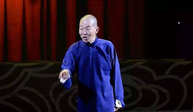 侯耀华侯耀华著名的相声演员,其师承相声演员常宝华,并且是其顶门大