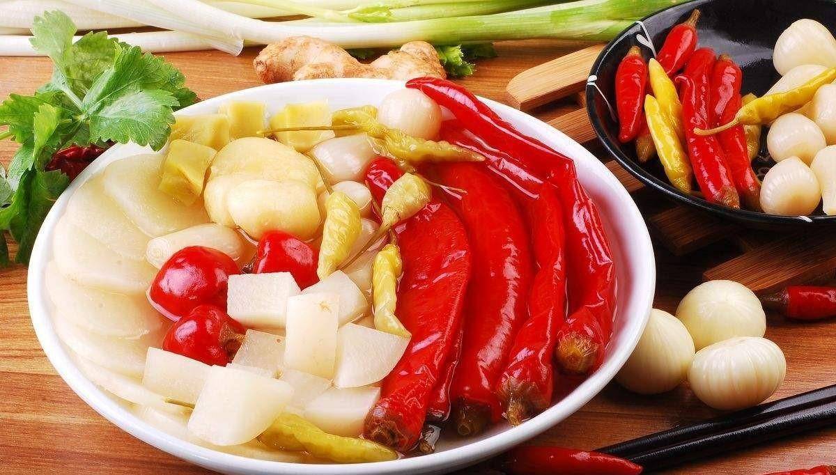 泡菜坛子打翻了韩国人的玻璃心里五味杂陈