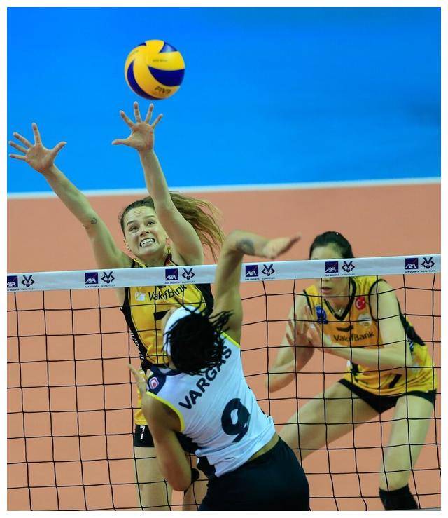 原创女排费内31力挫伊萨四度夺冠瓦尔加斯斩获mvp